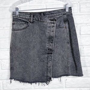 WE THE FREE Grey/Black Wash asymmetrical Mini denim skirt
